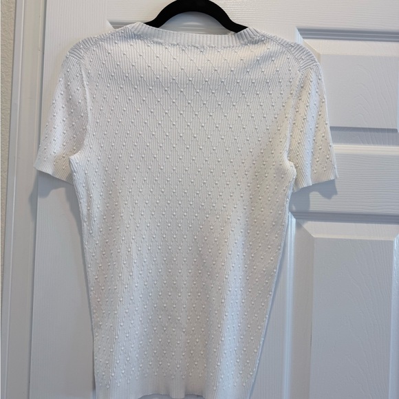 CHANEL Elegant Cream Cardigan Set - Picture 10 of 16